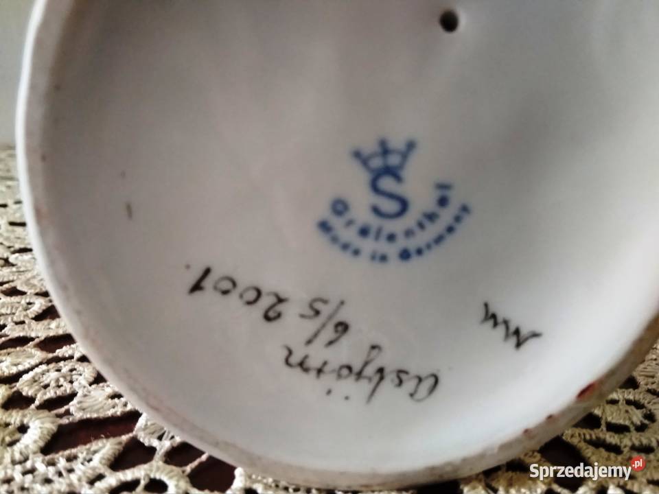 Porcelana figurka pilkarza Chorzów