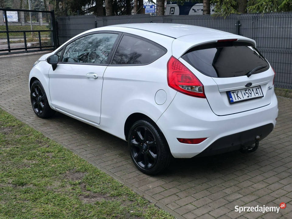 Ford Fiesta 125 Benzyna Serwisowany Gwarancja VAT marża Piekoszów