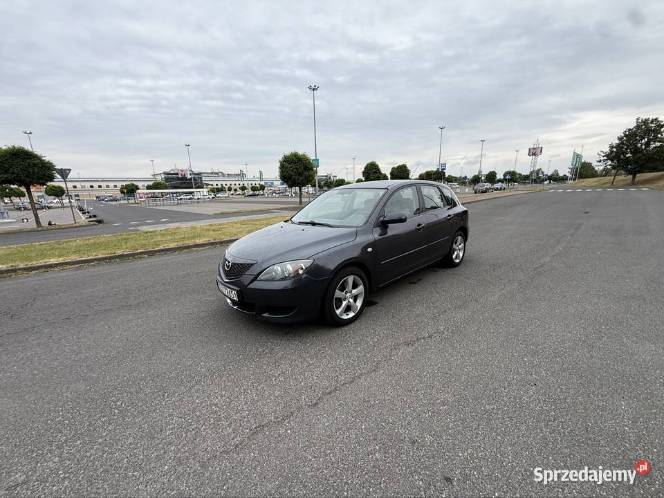 Mazda 3 2006 16 benzyna nowe progi Łódź