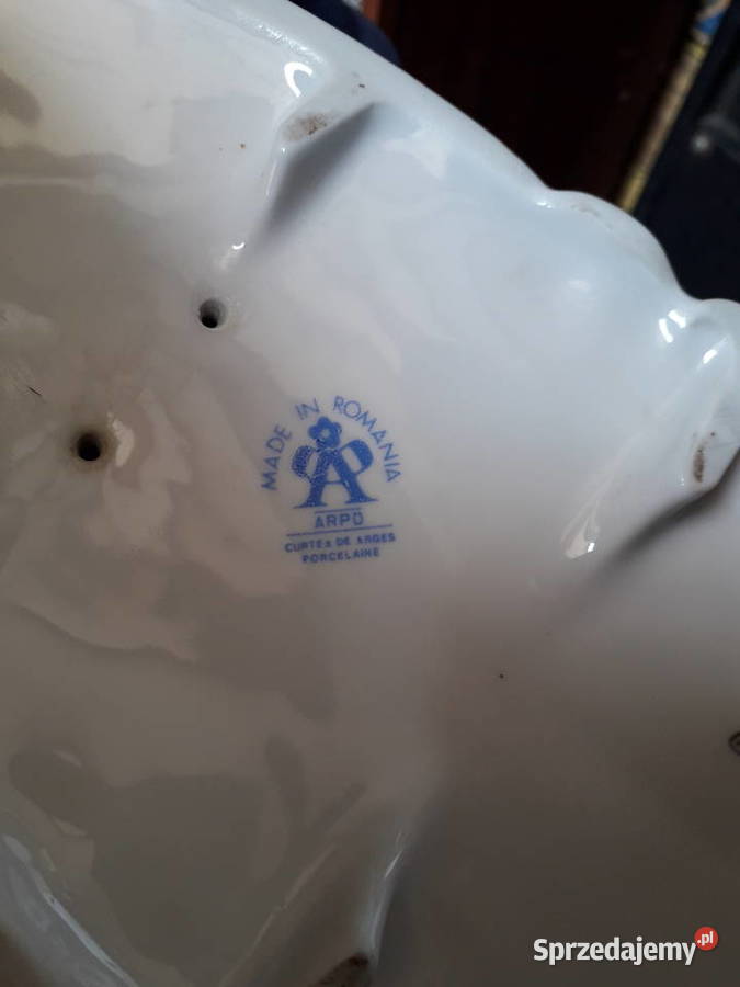 Figurka konia Arpo sygnowana