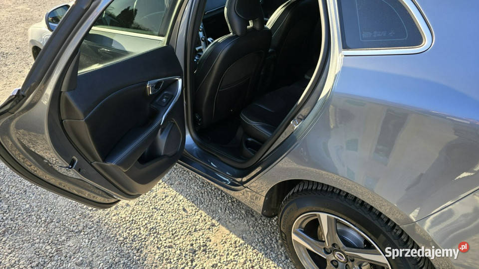 Volvo V40 RDesign II 2012 Zieleniewo