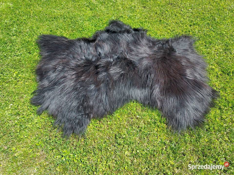 Dywan ze Skóry Na Podłogę Naturalne Czarne Skóry Szaflary