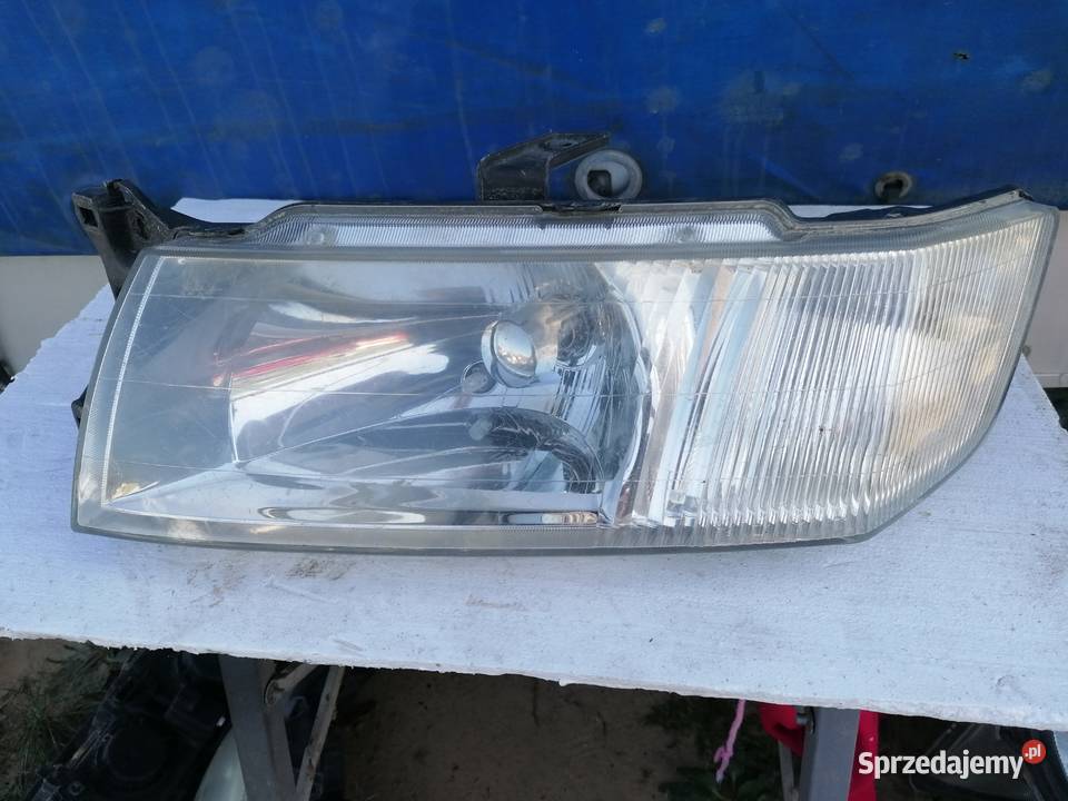 Lampy Przód Komplet Mitsubishi Space Wagon Pogorzelec