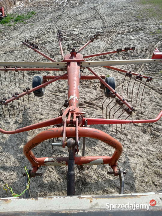 zgrabiarka kuhn Korzenna