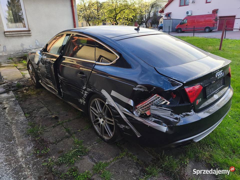 Audi S5 uszkodzona Siedliszcze-Osada sprzedam