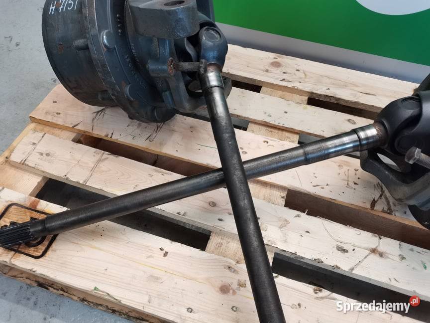 Zwolnica Zwrotnica Półoś Kubota H 7151 Wilkowo