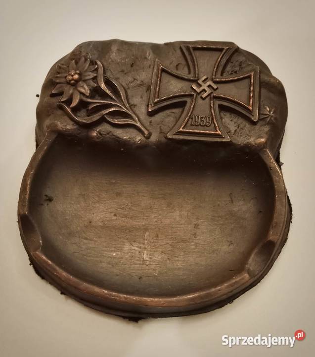 Niemiecka popielniczka Krzyż Żelazny II wś