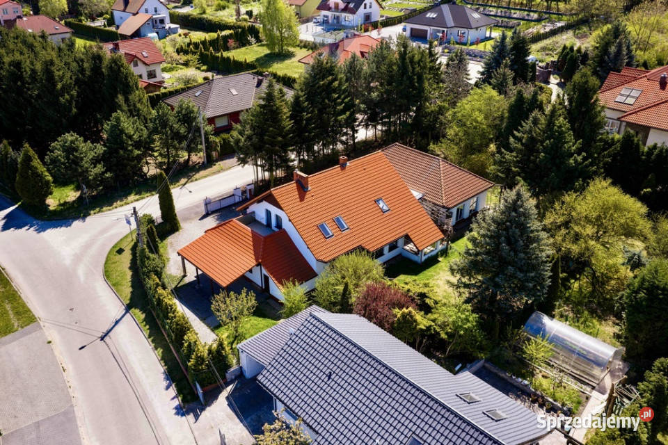 Dom z krytym basenem i pięknym ogrodem dolnośląskie Kunice