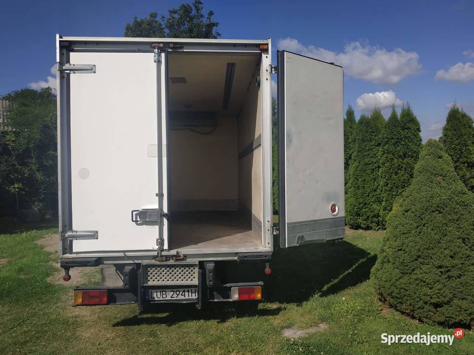 Iveco Daily 35c11 28 diesel z chłodnią Trzciniec