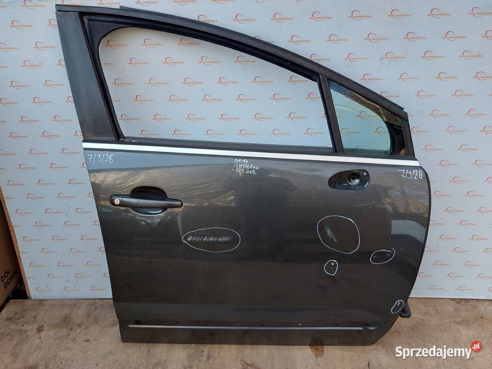 PEUGEOT 5008 I drzwi prawe przód 20 mikronów osobowe świętokrzyskie Kielce