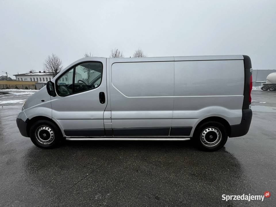 Opel Vivaro 25 CDTI L2H1 145KM Miechów