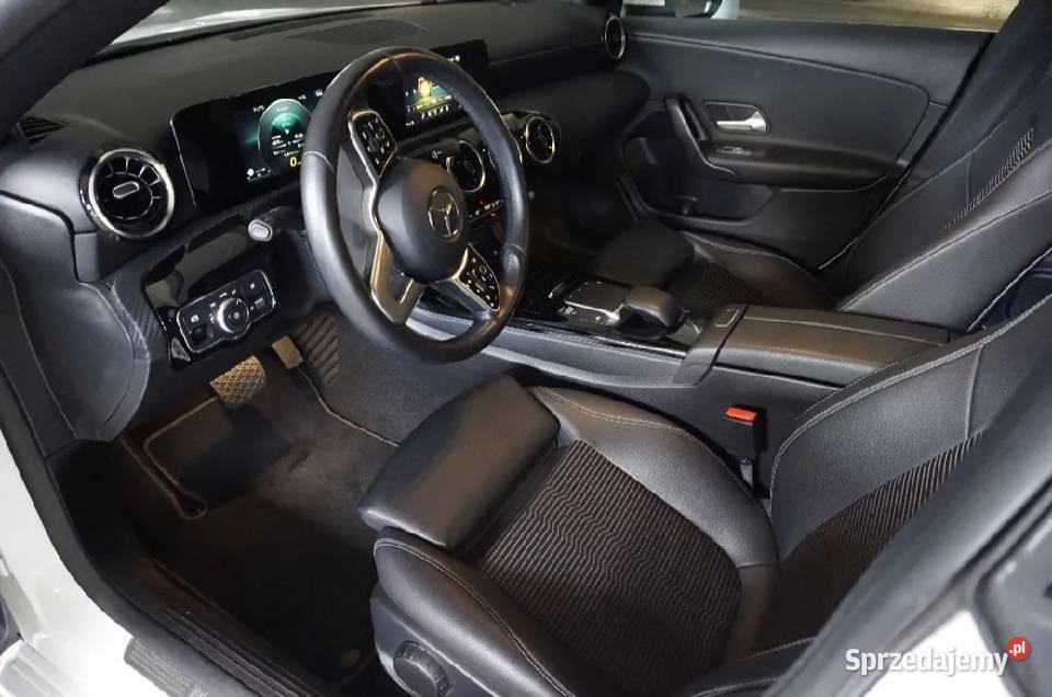 MercedesBenz CLA250e hybryda BEZWYPADKOWA Gliwice