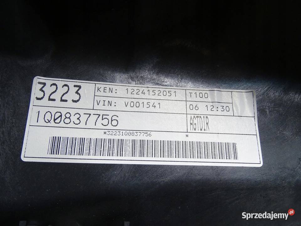 WYGŁUSZENIE DRZWI PŁYTA PRAWY PRZÓD 1Q0837756 VW