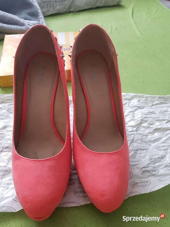NOWE Buty na obcasie koralowe łososiowe kolce sprzedam