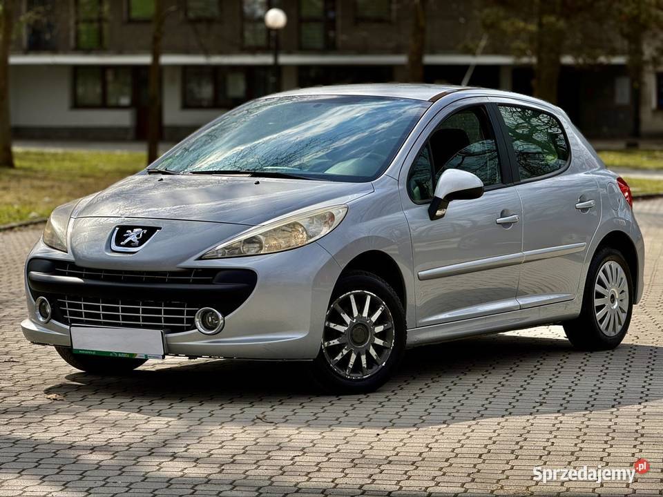 Peugeot 207 zarej w 213000km