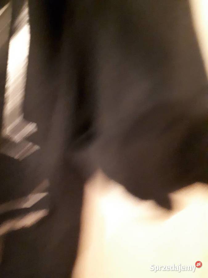 Bluza qs czarna z dwiazdą z cekinów Stargard sprzedam