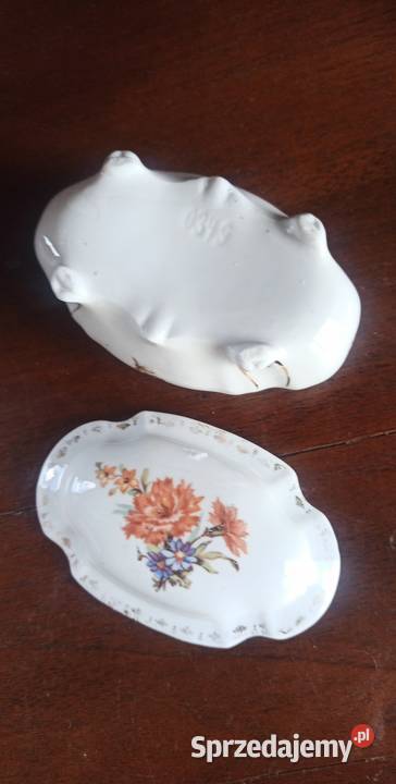 Puzderko Szkatułka Biała porcelanaz bukiecikami pomorskie sprzedam