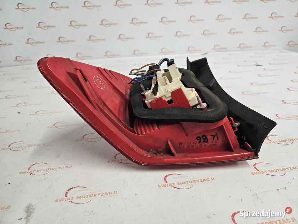 BMW E91 LIFT 11r lampa prawy tył 7160062 osobowe Kielce sprzedam