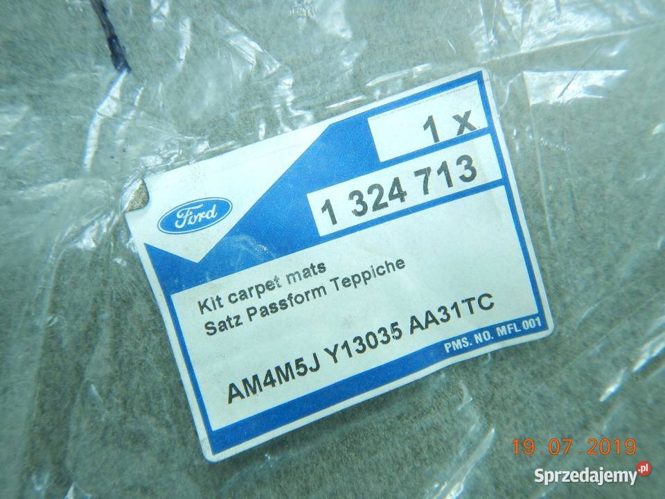 DYWANIKI WELUROWE TYŁ FORD FOCUS 0408 ASO sprzedam
