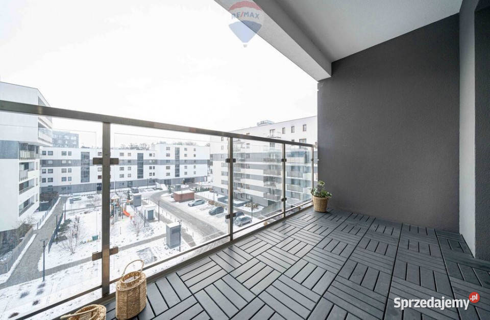 Dwupokojowe gotowe z balkonemloggią Winogrady Liczba pokoi 2 wielkopolskie sprzedam