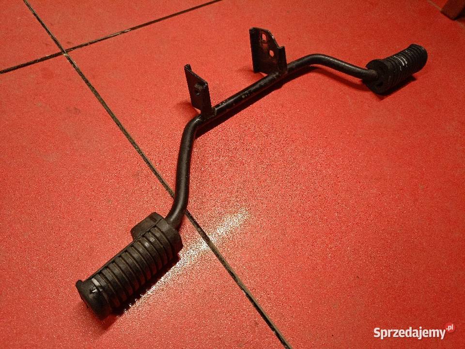 Podnóżki Yamaha FS 80 produkcji 1981 opolskie Świerczów