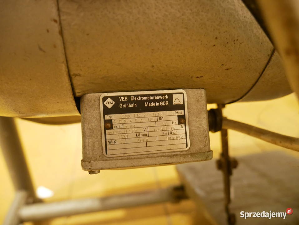 Maszyna do szycia Minerva Skwierzyna