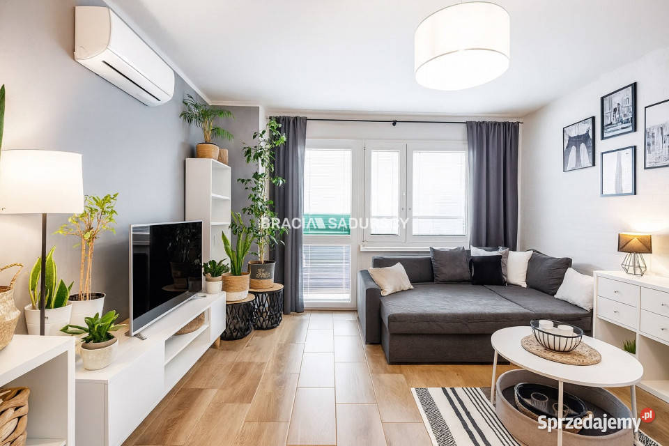 Mieszkanie 50m2 2pok Kraków Dywizjonu 303 Piętro 10