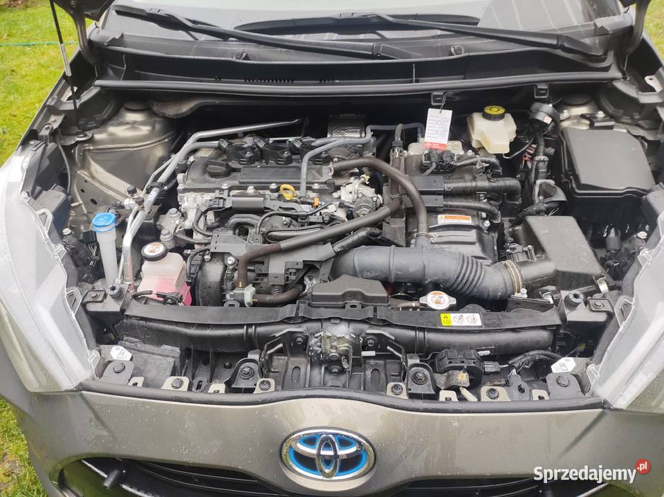 Toyota Yaris Hybrid ComfortStyleTech Poręba