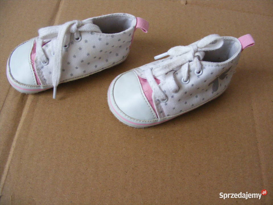 Body kaftaniki spodenki buciki niedrapki 56 Oborniki Śląskie