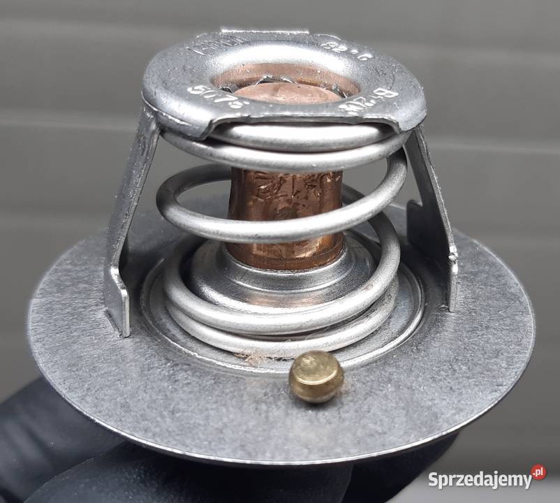 TERMOSTAT MAZDA 323 SUZUKI X90 MITSUBISHI Mielęcin sprzedam