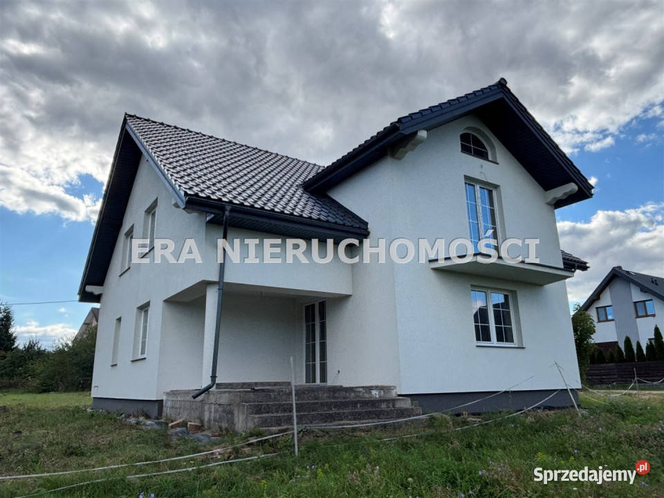 Dom wolnostojący 307m2 Klepacze sprzedam