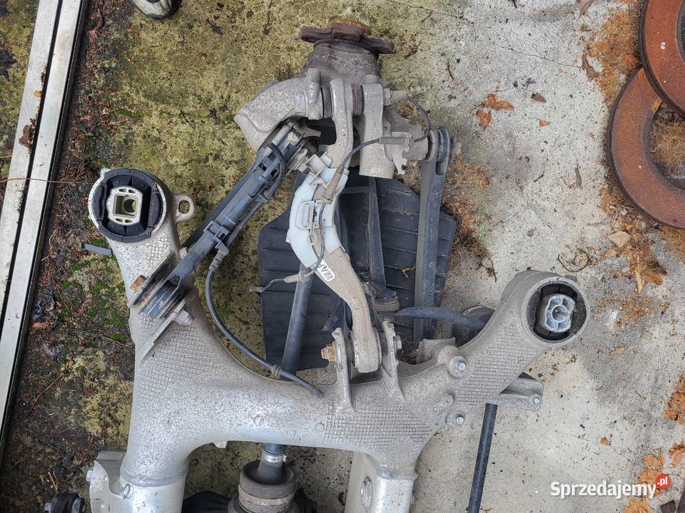 trawersa tył BMW G30 Xdrive Radom