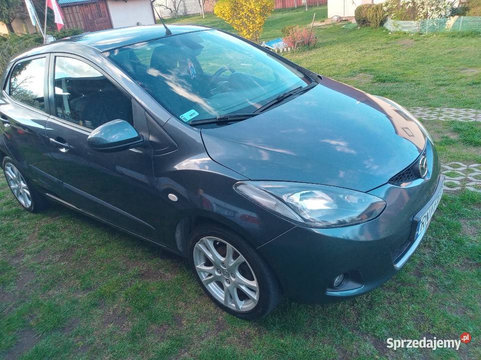 Mazda 2 benzyna 13 silnik Huta Krzeszowska sprzedam
