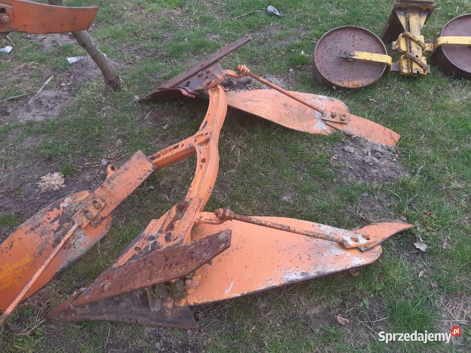 Huard 365 pług pługi trzy skibowy obrotowy na wielkopolskie Kępno