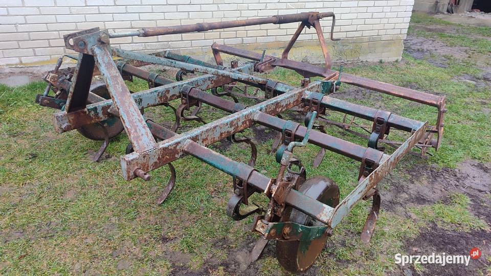 Kultywator Unia Grudziądz 21m z wałem Białobrzegi