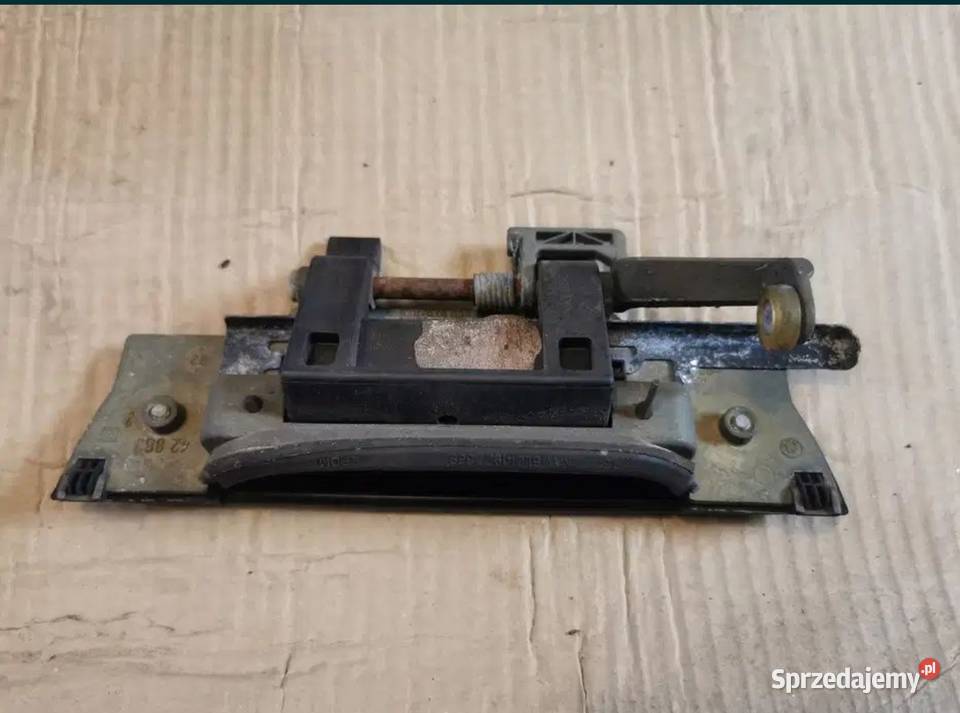 Klamka zewnętrzna prawy tył BMW E34 Pozostałe Żory