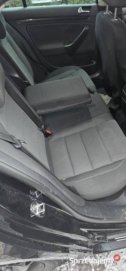 Volkswagen golf VI 16 tdi kombi 105 2011 Pawlikowice