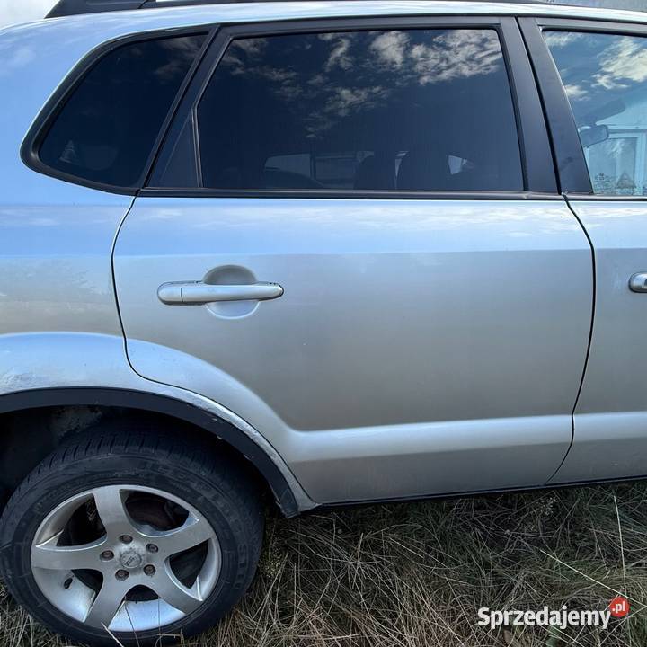 DRZWI PRAWY TYŁ TYLNE PRAWE HYUNDAI TUCSON Barłogi sprzedam