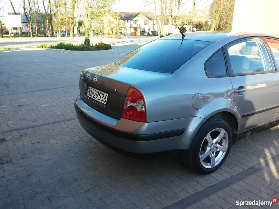 sprzedam vw passat b5 FL sedan 19tdi 130KM świętokrzyskie