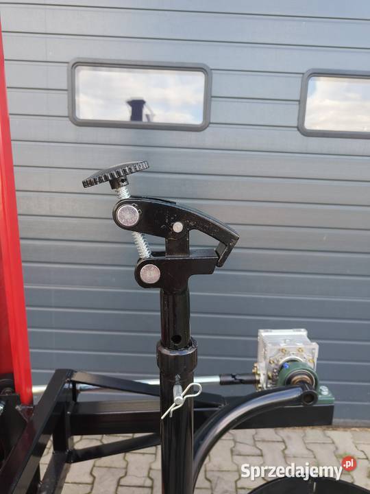 Wózek podnośnikowy do beczek i przelewania Kornica