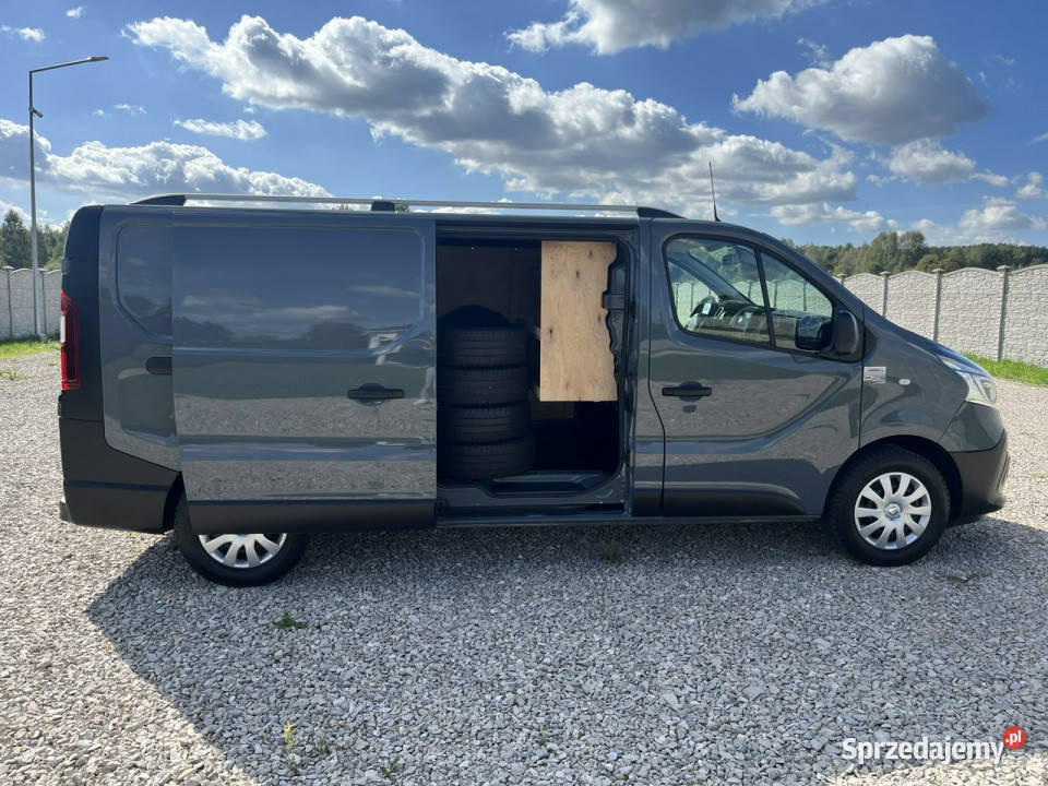 Renault Trafic Furgon L2H1 20145 Gwarancja świętokrzyskie