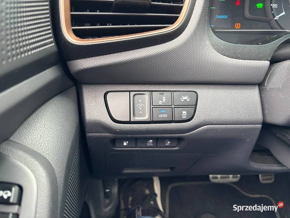 HYUNDAI IONIQ 28 kWh w najbogatszej wersji Hatchback Kraków