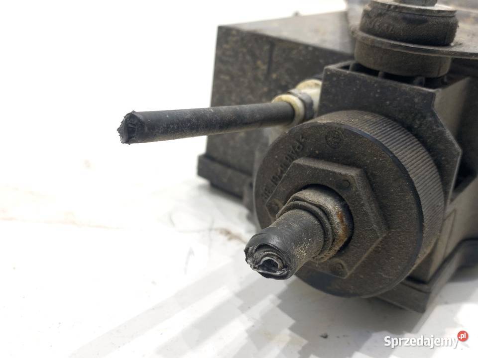 HAMULEC RĘCZNY ELEKTRYCZNY BMW E71 6788556 SUV Części samochodowe