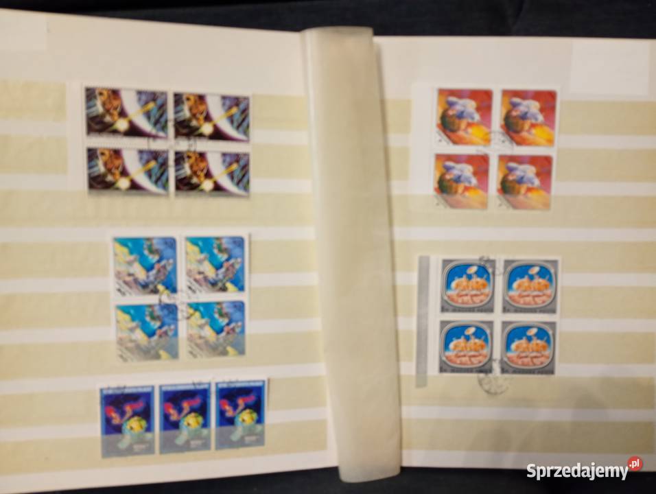 Album klaser ze znaczkami pocztowymi świat temat Łowicz