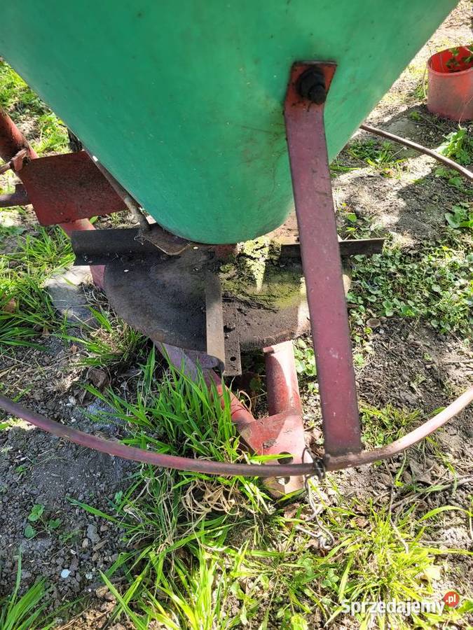 Rozsiewacz nawozów nieuszkodzony śląskie Racibórz