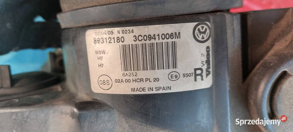 Lampa reflektor prawy przód do Volkswagen Passat osobowe Sochaczew