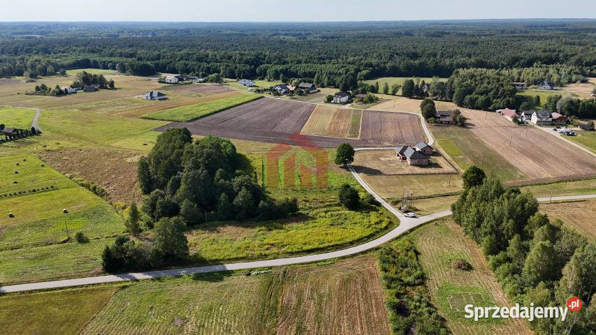 sprzedaży działki Lipiny 820m2 sprzedam