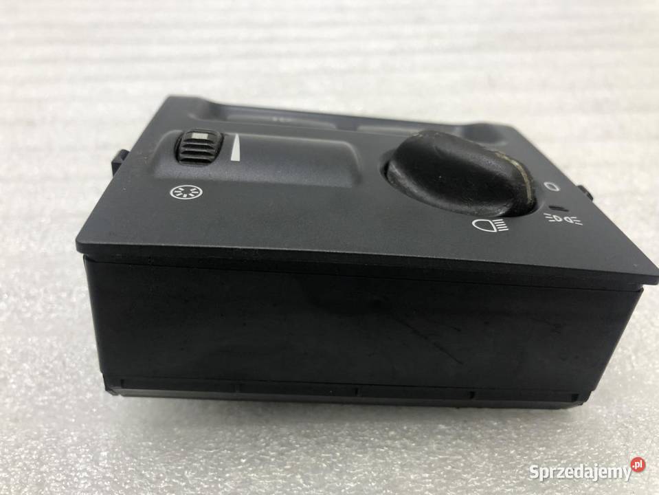 WŁĄCZNIK PRZEŁĄCZNIK ŚWIATEŁ VOLVO V40 30613943 wielkopolskie