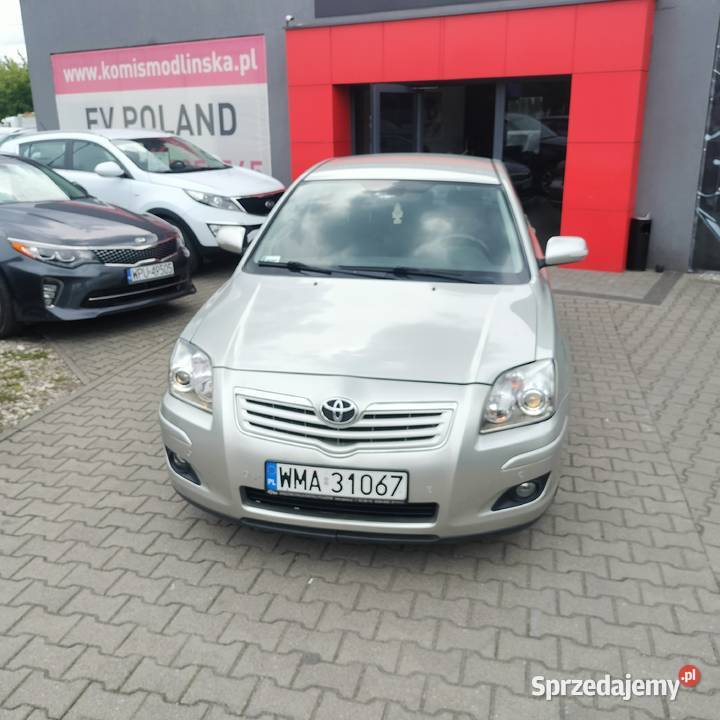 Toyota Avensis salon polska Warszawa