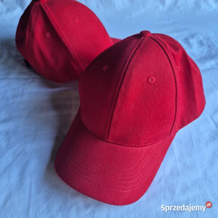 Czerwone czapki z daszkiem 2 sztuki nowe Brzesko